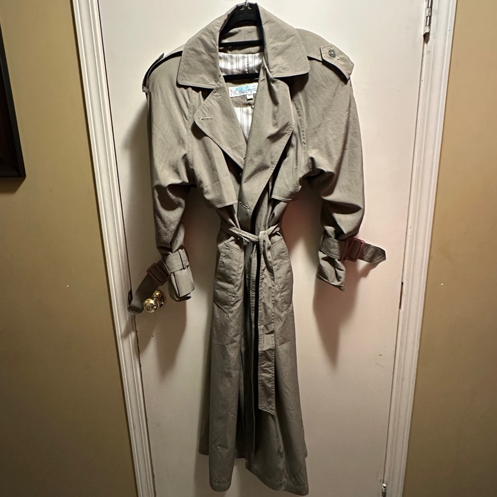 Vintage Oversized Khaki Trench Coat Long Belted Classic 11/12 Nuage Marloo